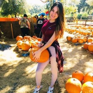 Meet your Posher, Yazmin